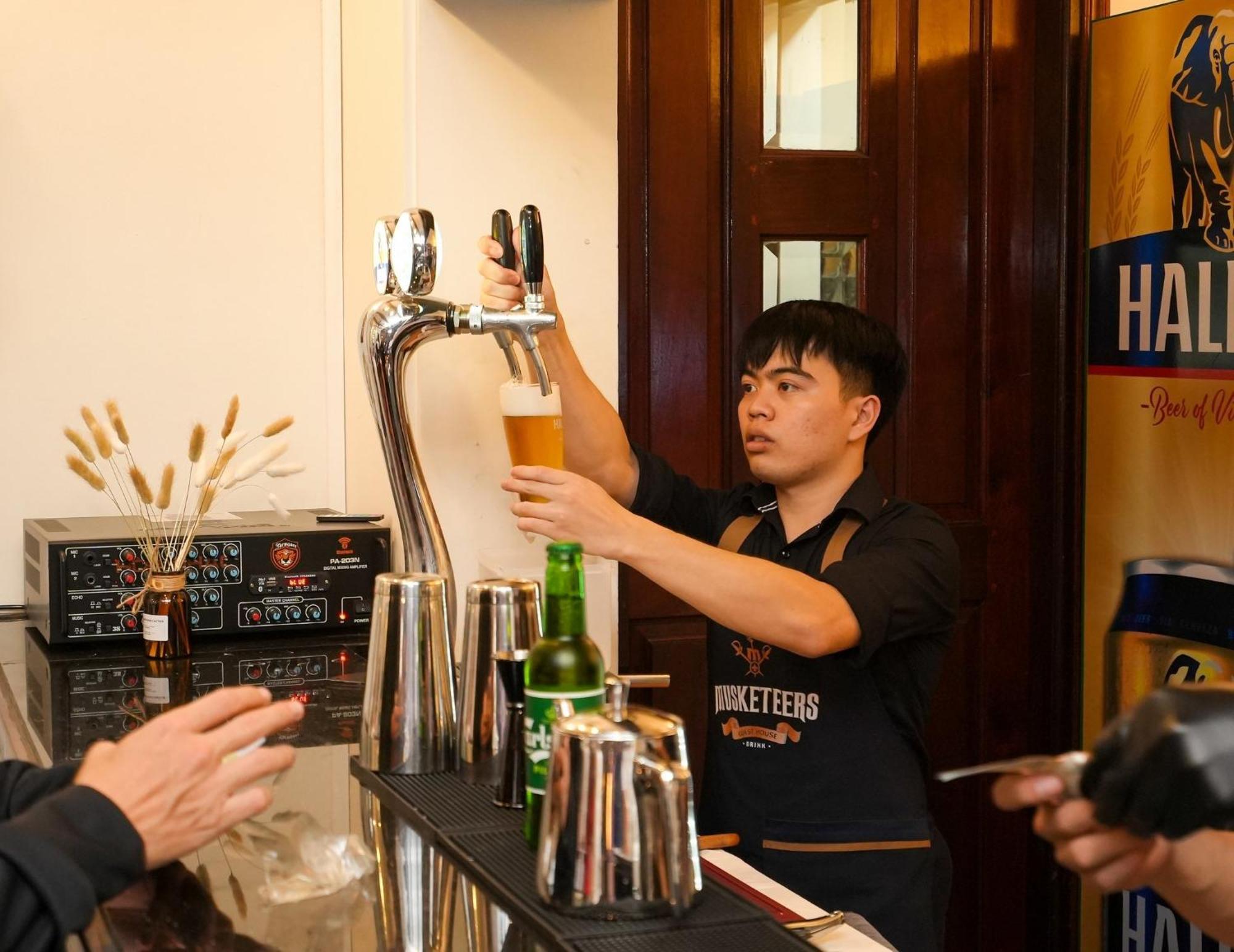 Musketeers Guest House - Hanoi — Photos 2